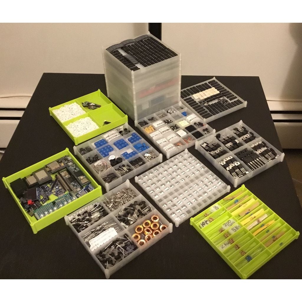 STACKABLE BINS ORGANIZER